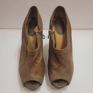 Frye Brown Edie Pumps size 10